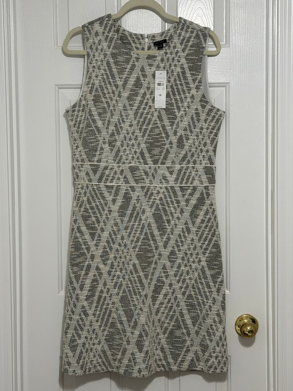 NWT Ann Taylor Textured Gray White Sleeveless Fit & Flare Dress